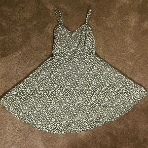 Old Navy Women's XS Green Floral Fit & Flare Cami Mini Dress